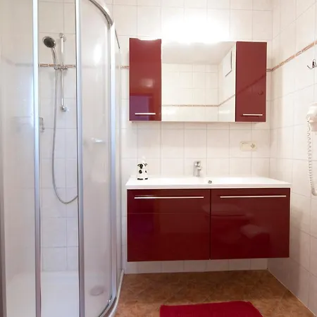 Haslbauer Steinbach am Attersee